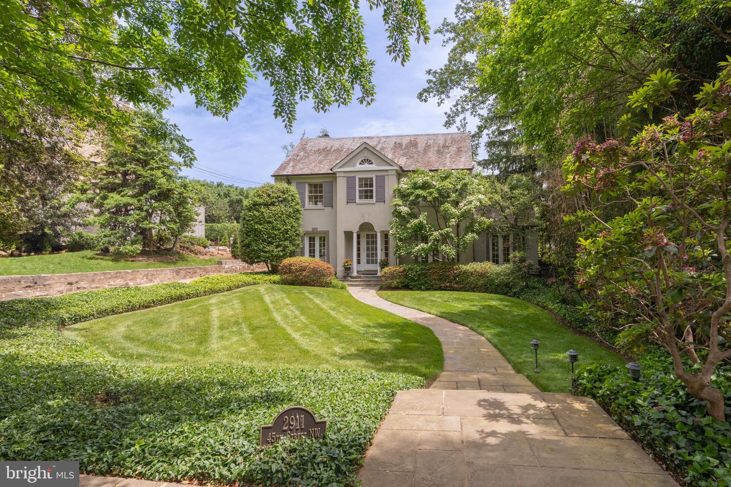 2911 45th Street NW, Washington