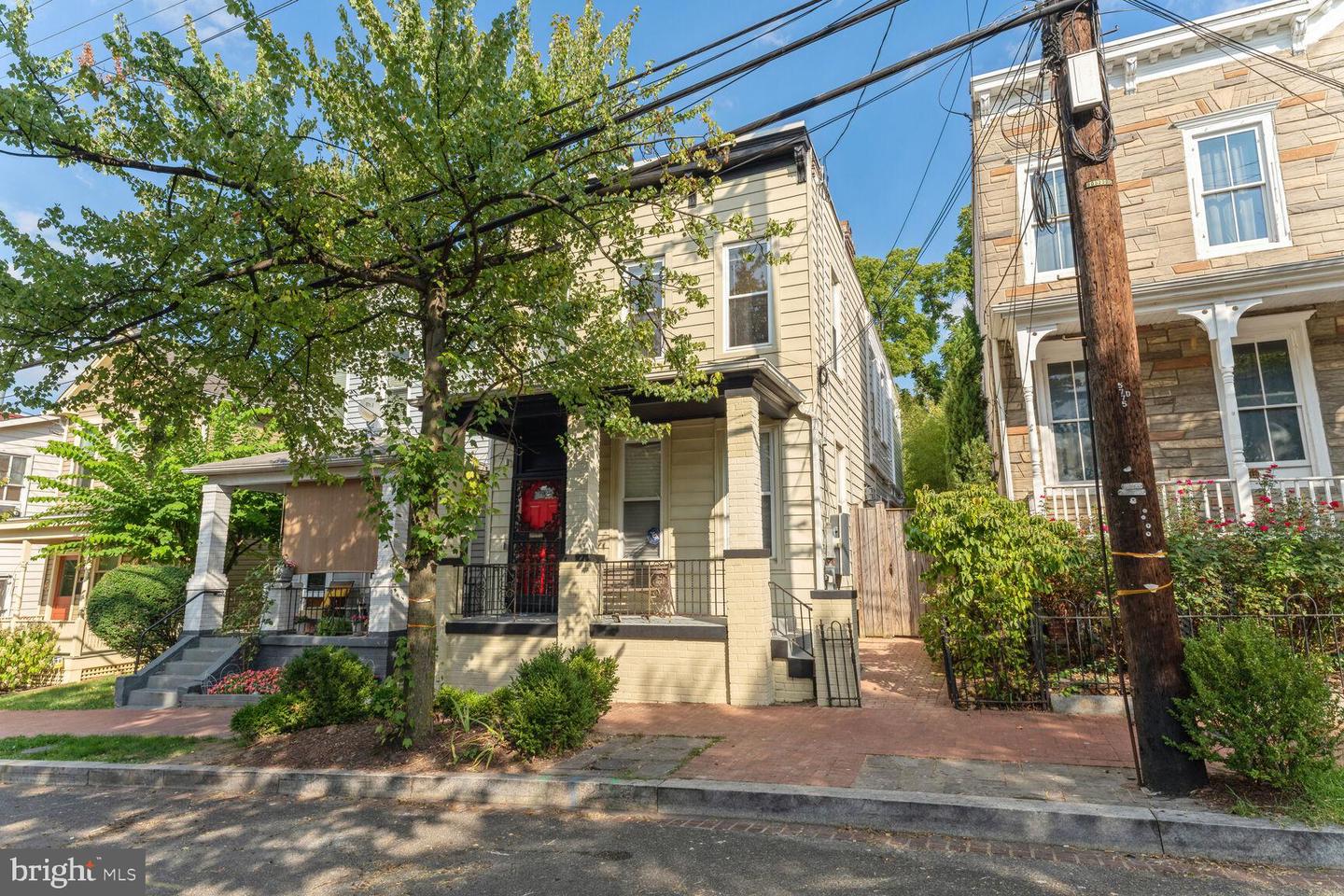 2016 14th Street SE, Washington