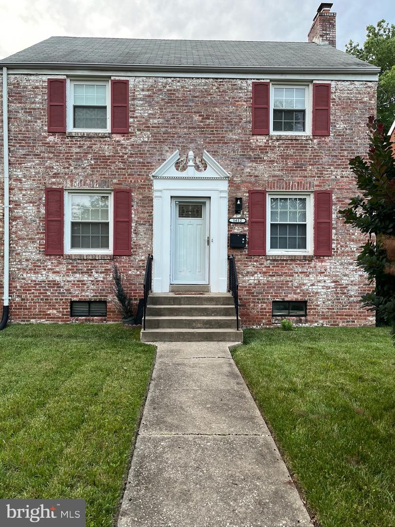 1612 Buchanan Street NE, Washington