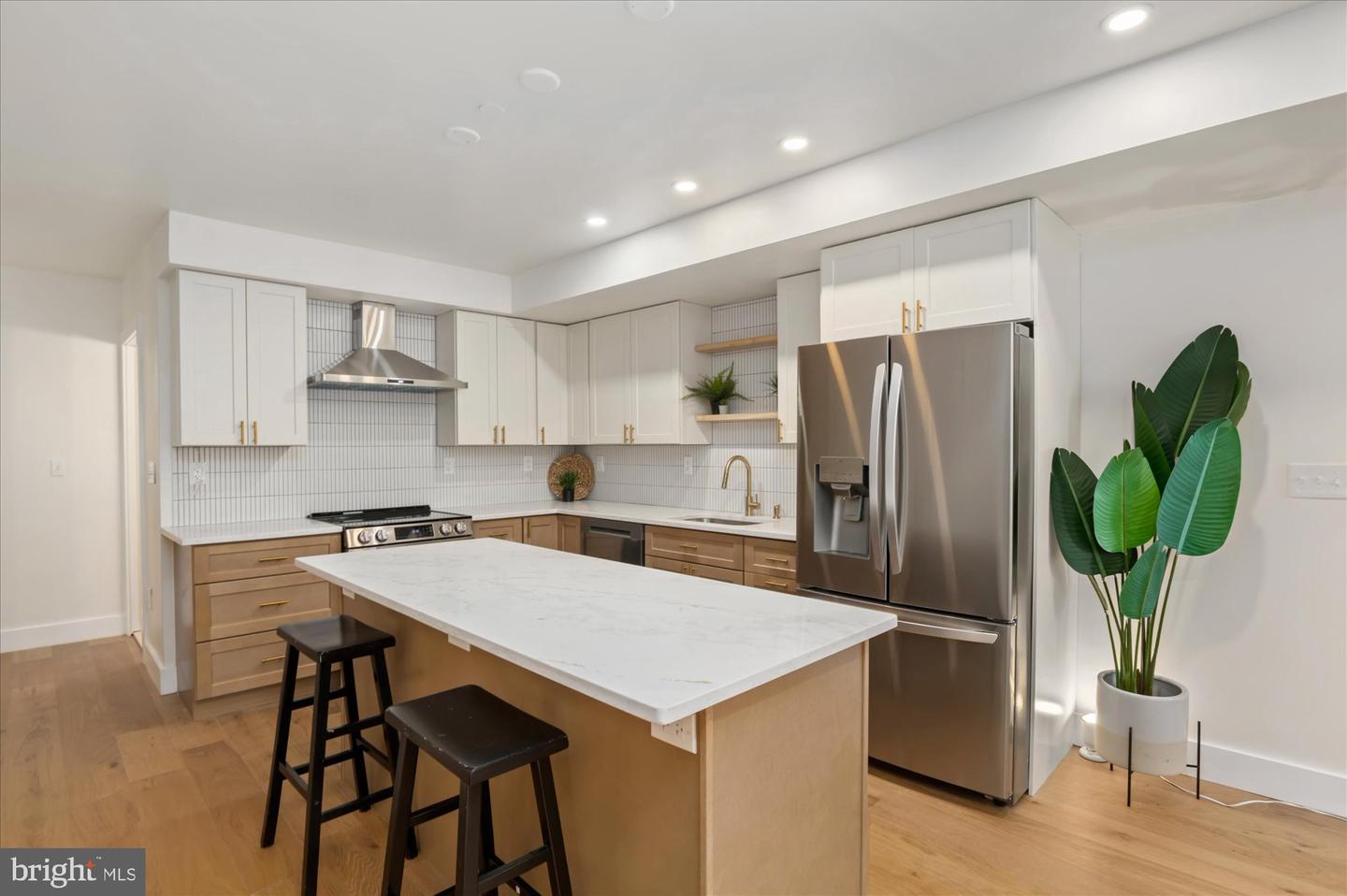318 Webster Street NW #b, Washington
