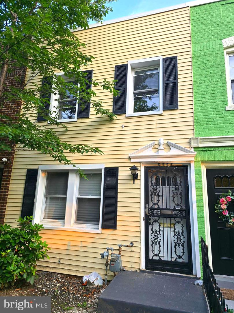 3333 Clay Place NE, Washington