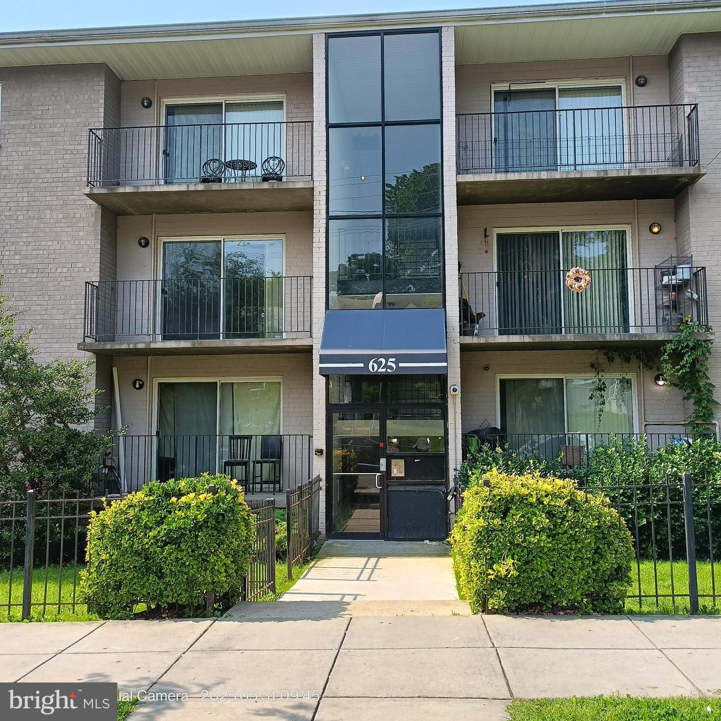 625 Chesapeake St SE #206