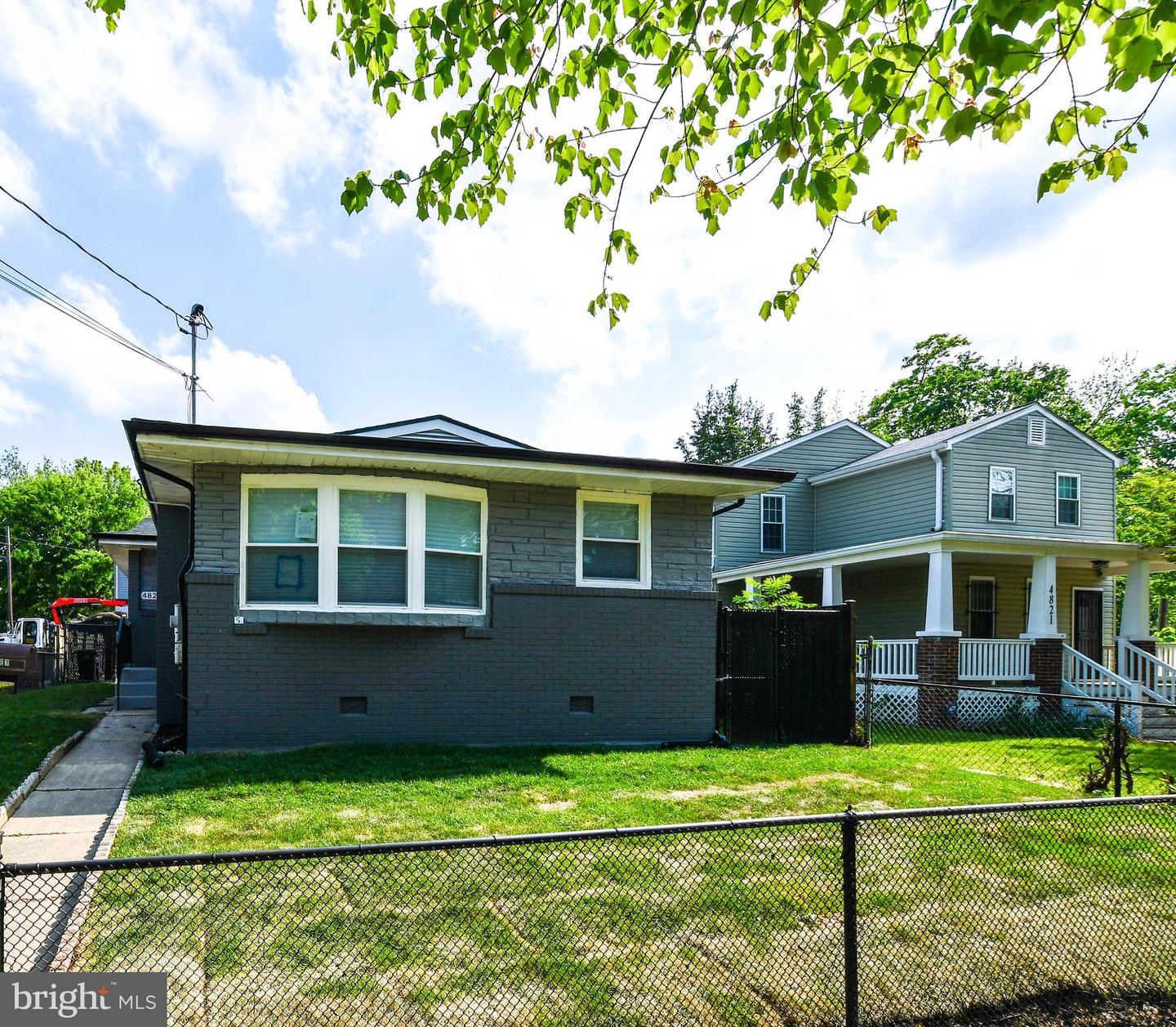 4827 Meade Street NE, Washington