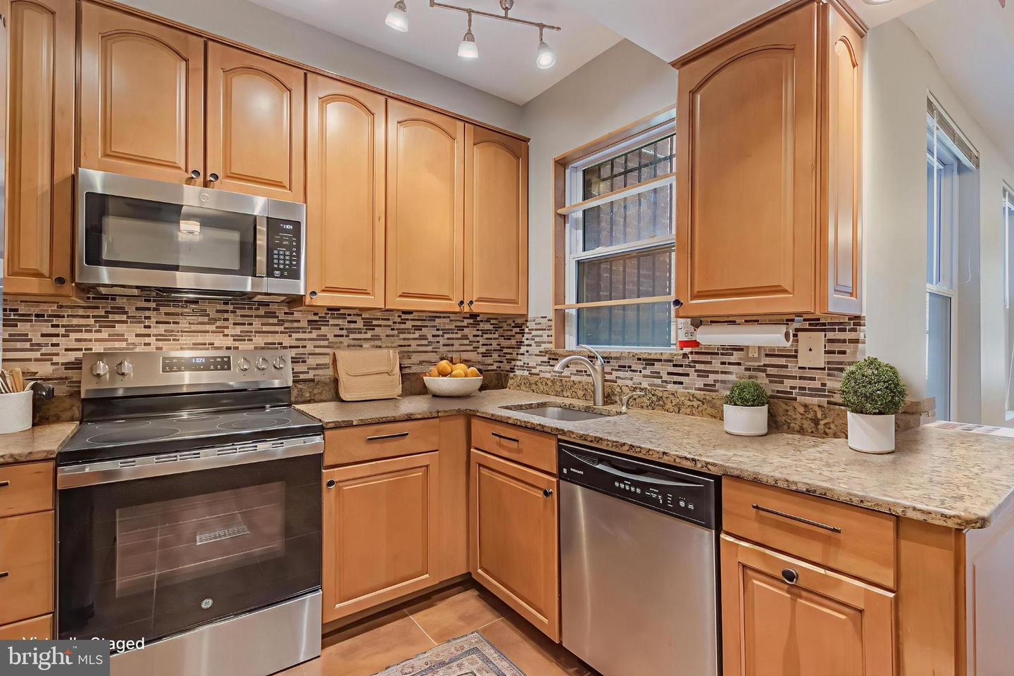1458 Columbia Road NW #109, Washington
