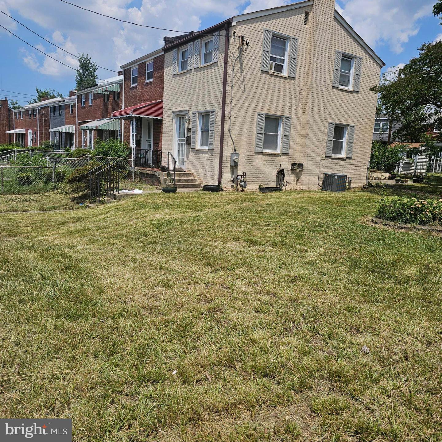 4360 G Street SE, Washington