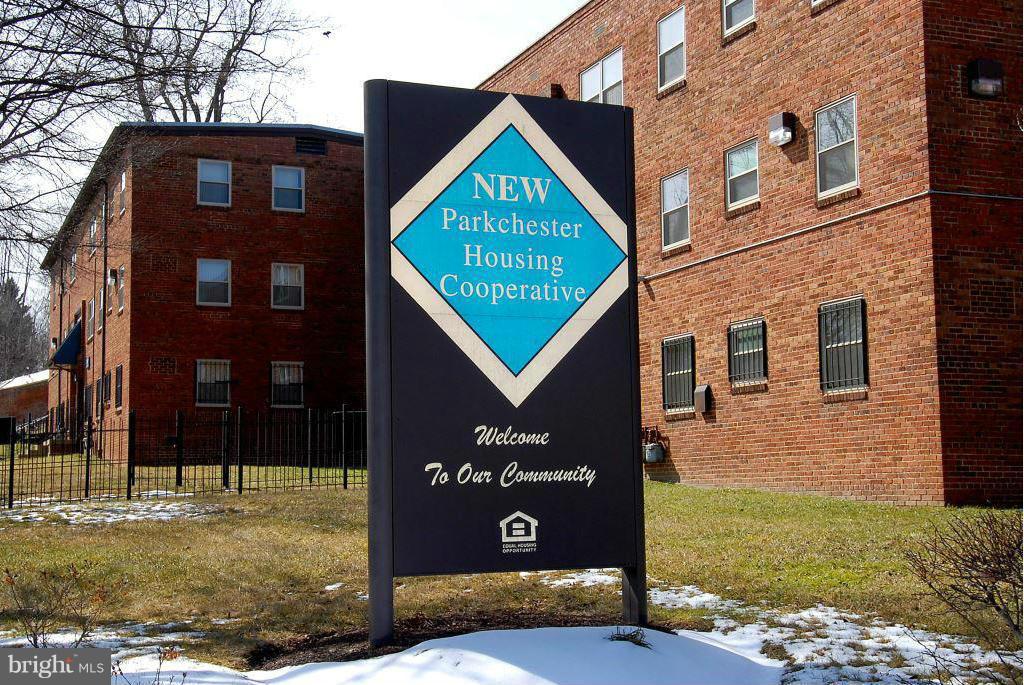 2644 Birney Place SE #102