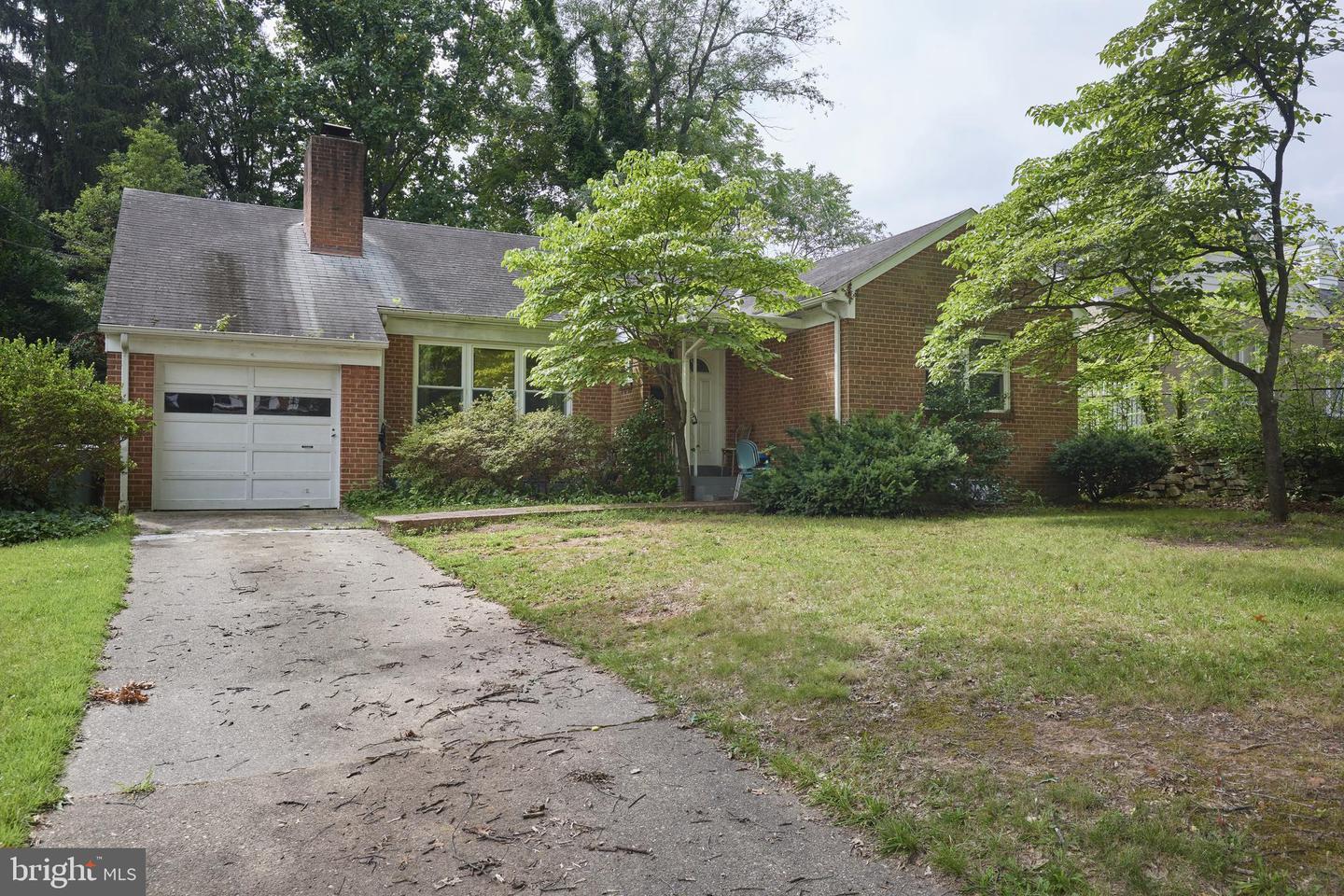 7015 Western Avenue NW, Washington