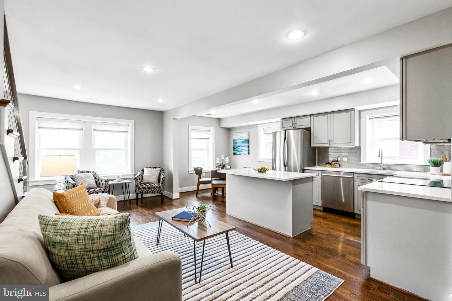 1239 Simms Place NE #3, Washington
