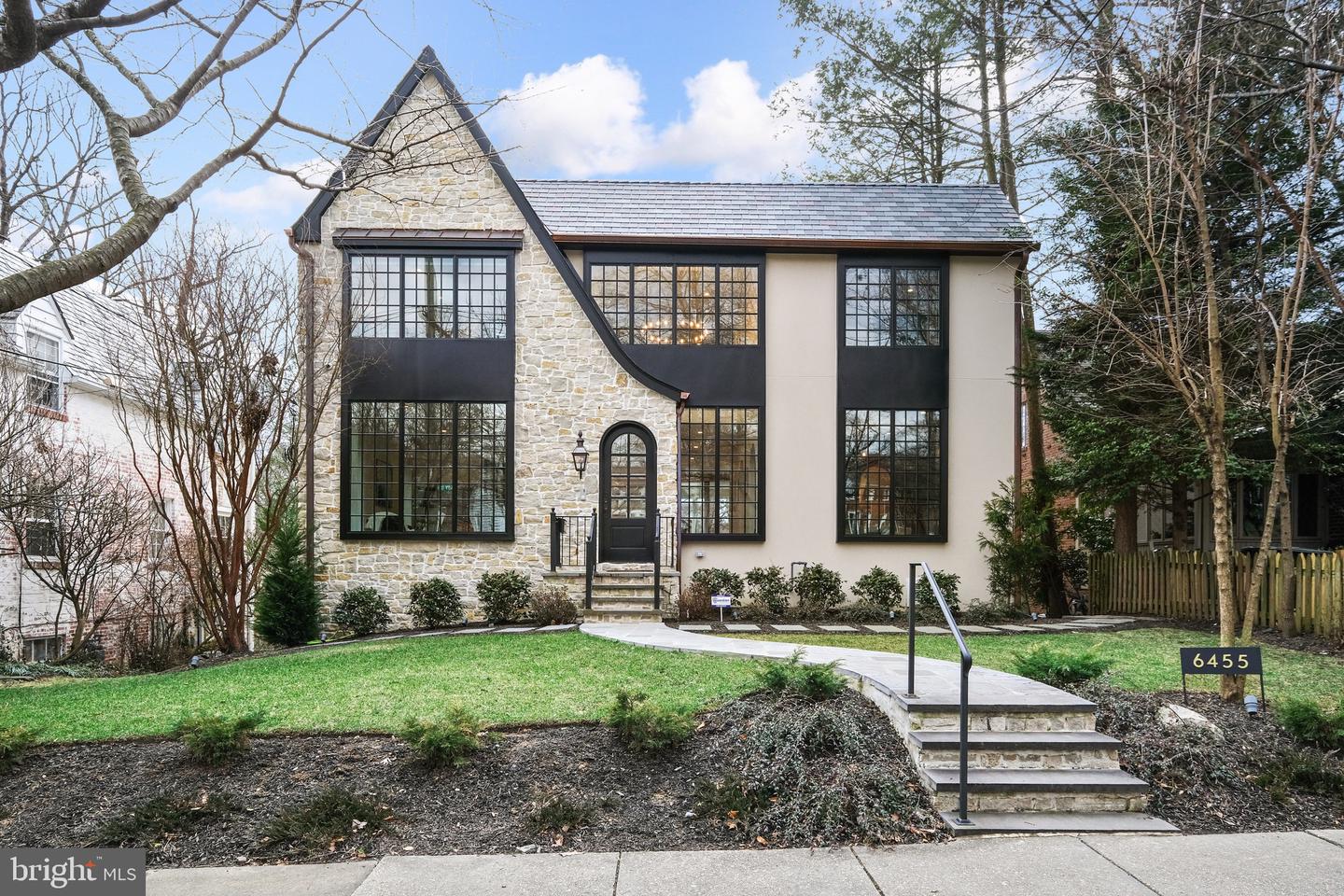 6455 Barnaby Street NW, Washington