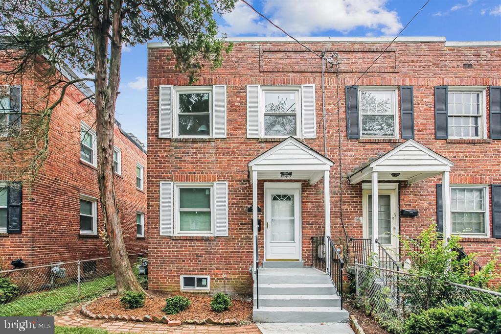 3335 Dubois Place SE, Washington
