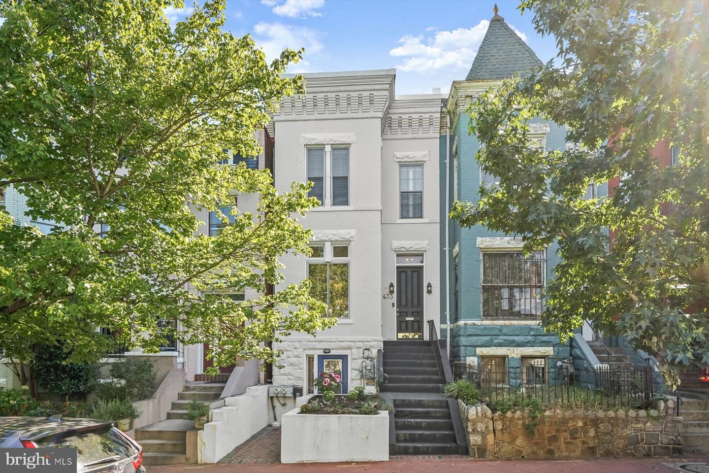 433 10th Street NE, Washington