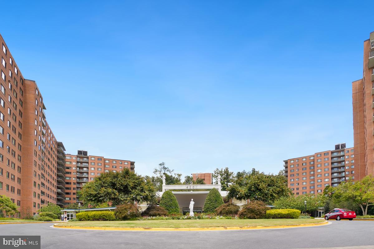 4201 Cathedral Avenue NW #913w, Washington