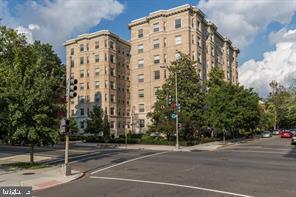 1801 16th Street NW #305