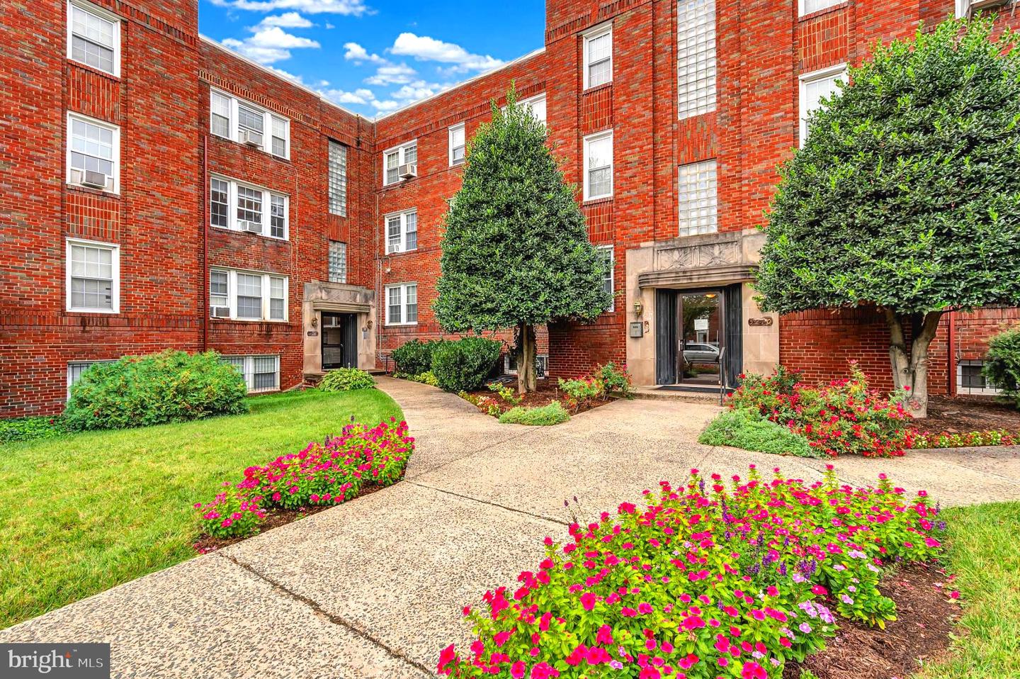 5200 N Capitol Street NW #204