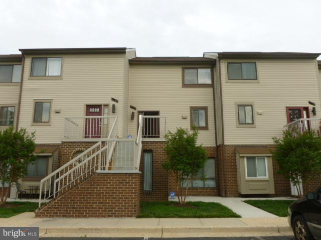 3143 Hawthorne Drive NE #3143, Washington