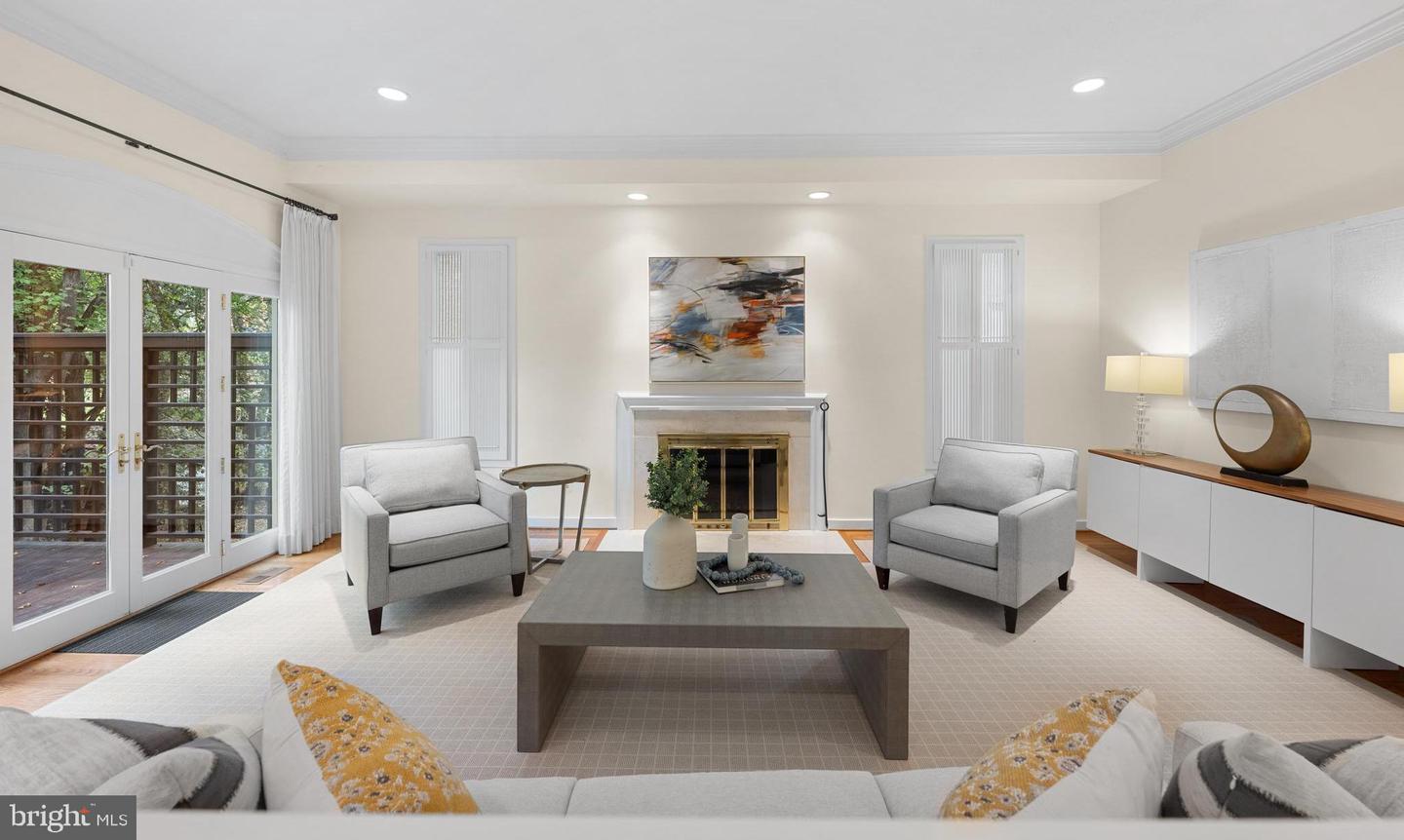 4667 Kenmore Drive NW, Washington