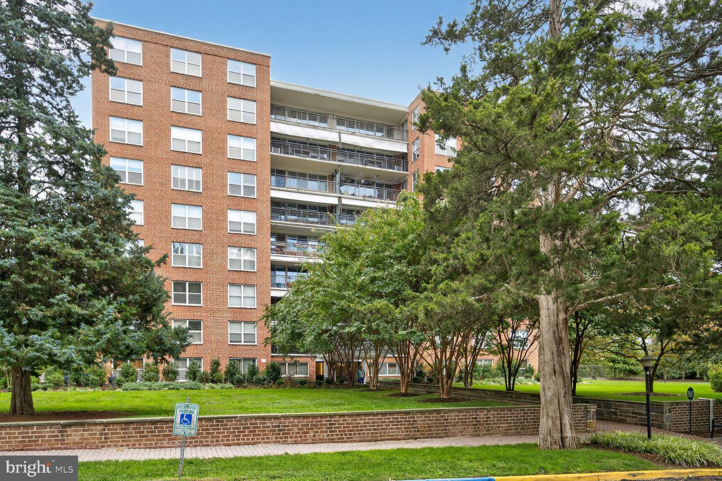 3900 Watson Place NW #b-1g, Washington