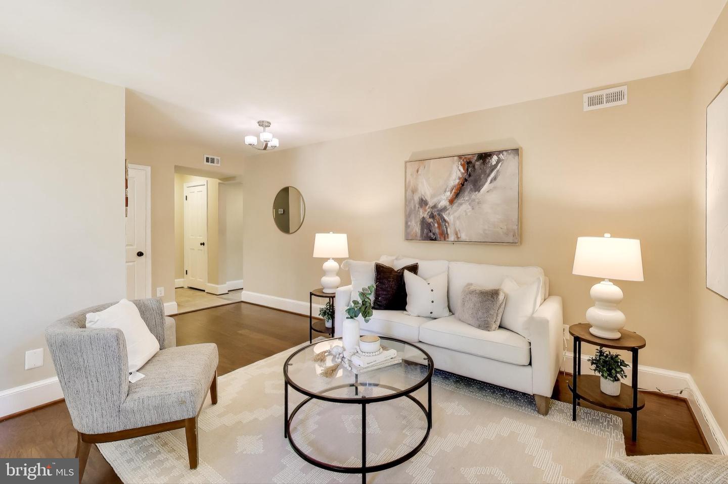 2725 Ordway Street NW #2, Washington