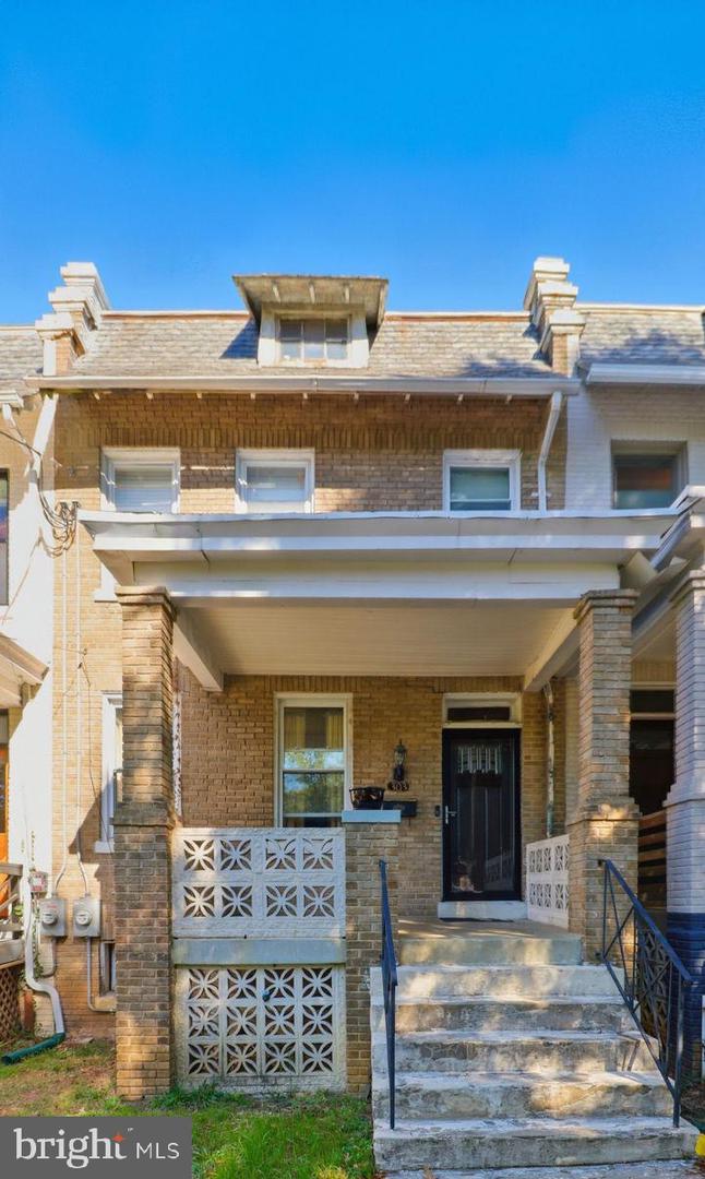303 Webster Street NW, Washington