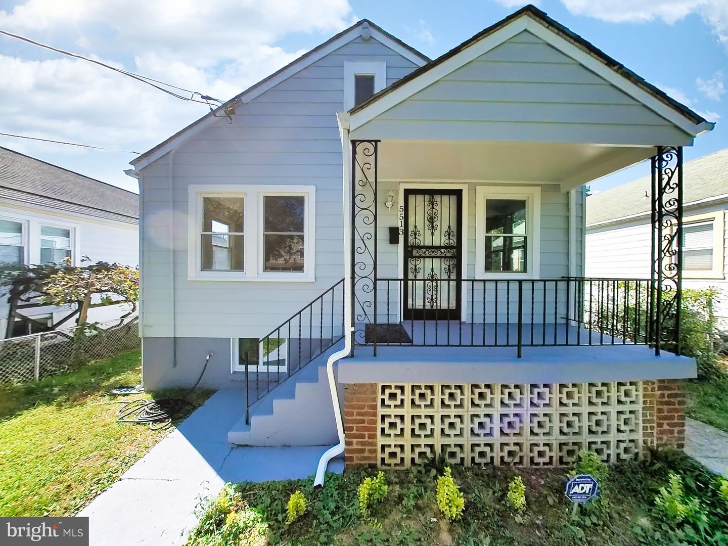 5513 Jay Street NE, Washington