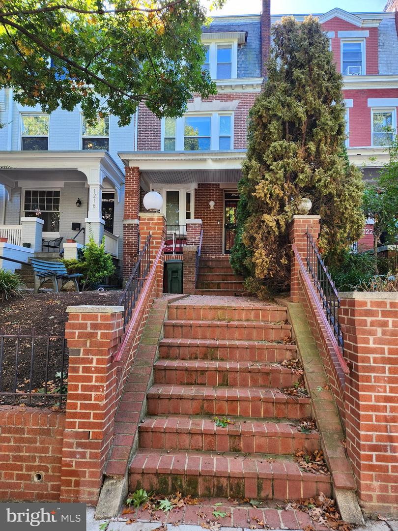 1220 Euclid Street NW, Washington