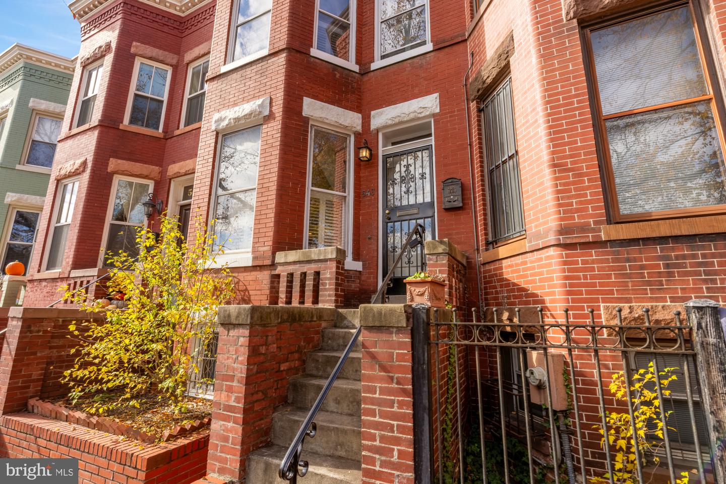 543 11th Street SE, Washington
