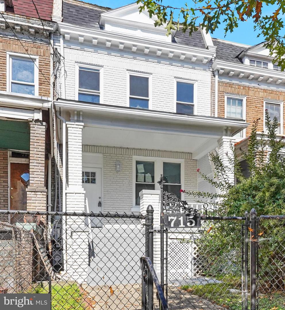 715 Longfellow Street NW