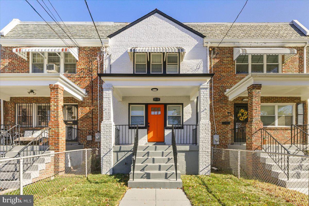 3310 12th Street SE, Washington
