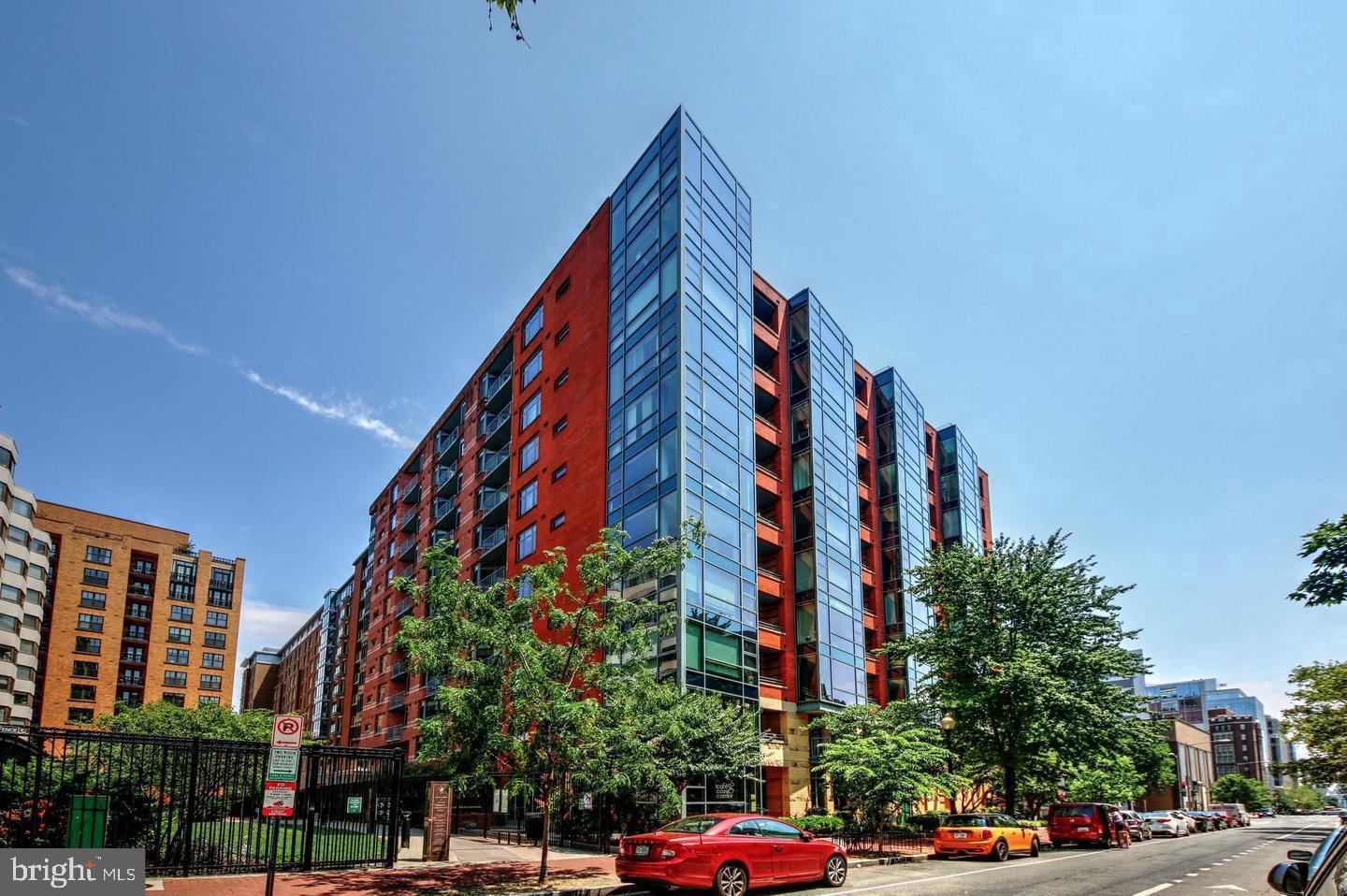 1117 10th Street NW #301