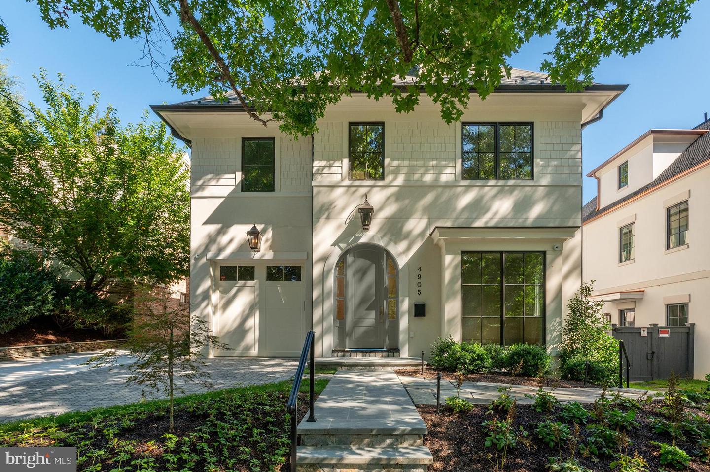 4905 Van Ness Street NW, Washington