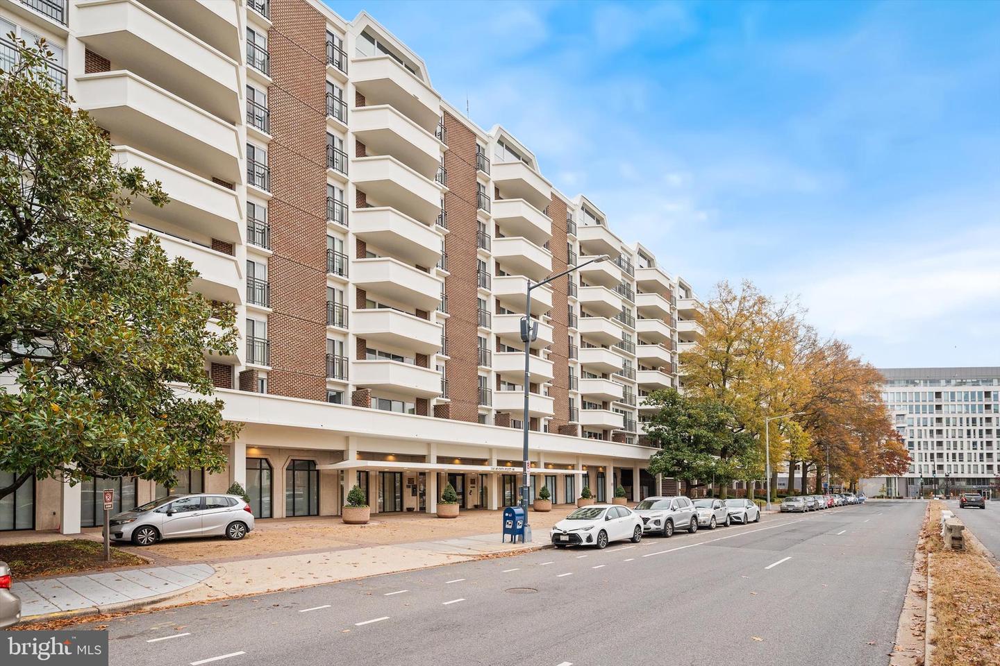 700 7th Street SW #113, Washington