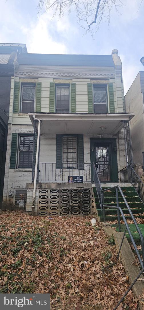 2536 11th Street NW