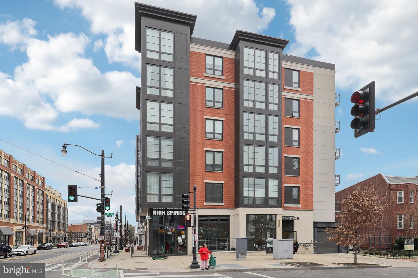 301 H Street NE #201, Washington