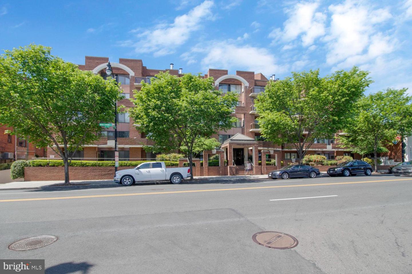 2320 Wisconsin Avenue NW #206, Washington