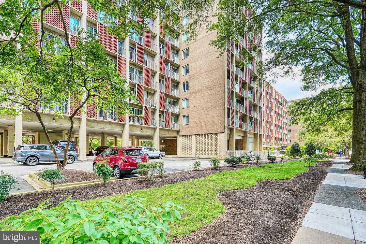 800 4th Street SW #s623, Washington