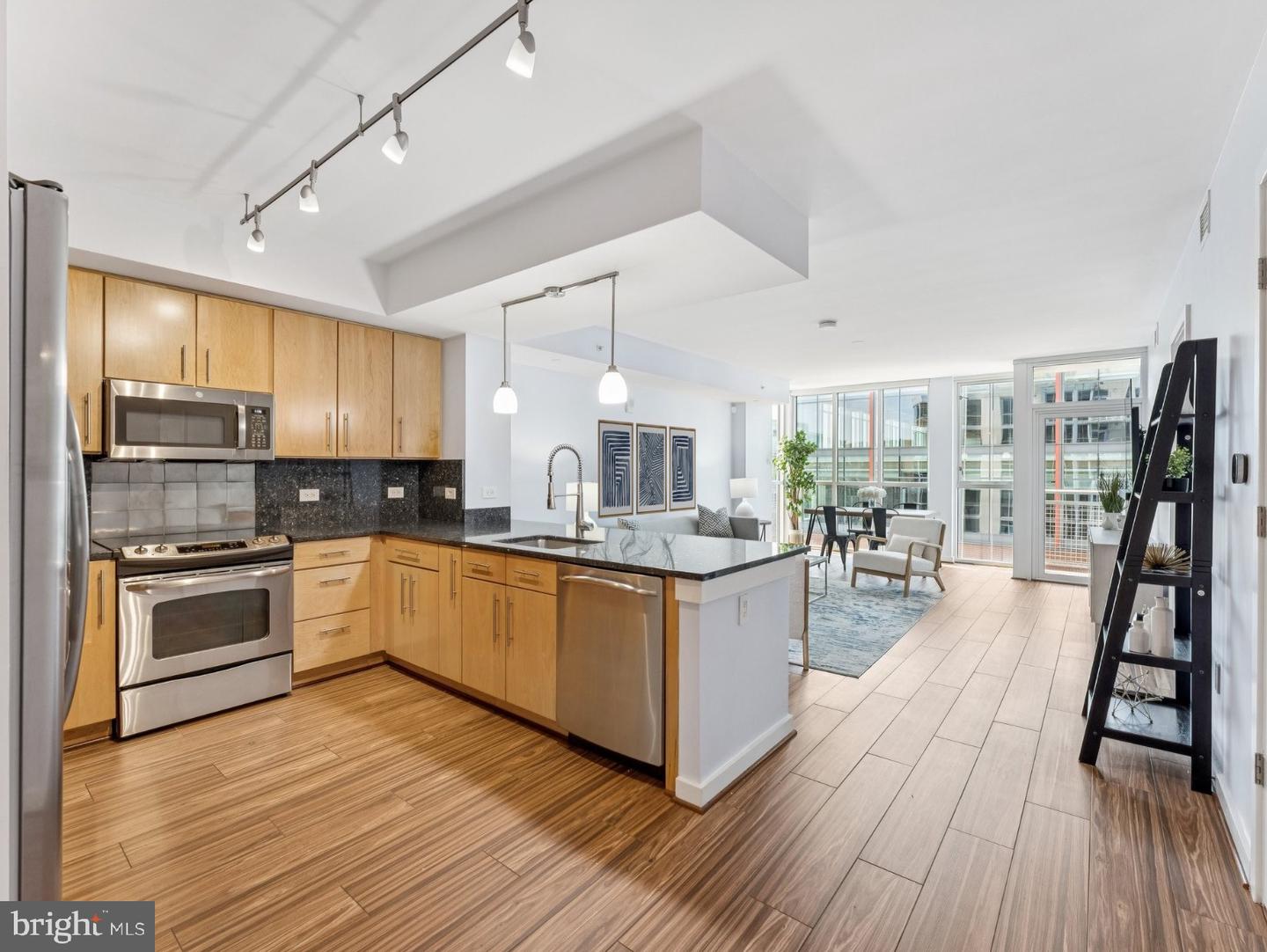1025 1st Street SE #1212, Washington