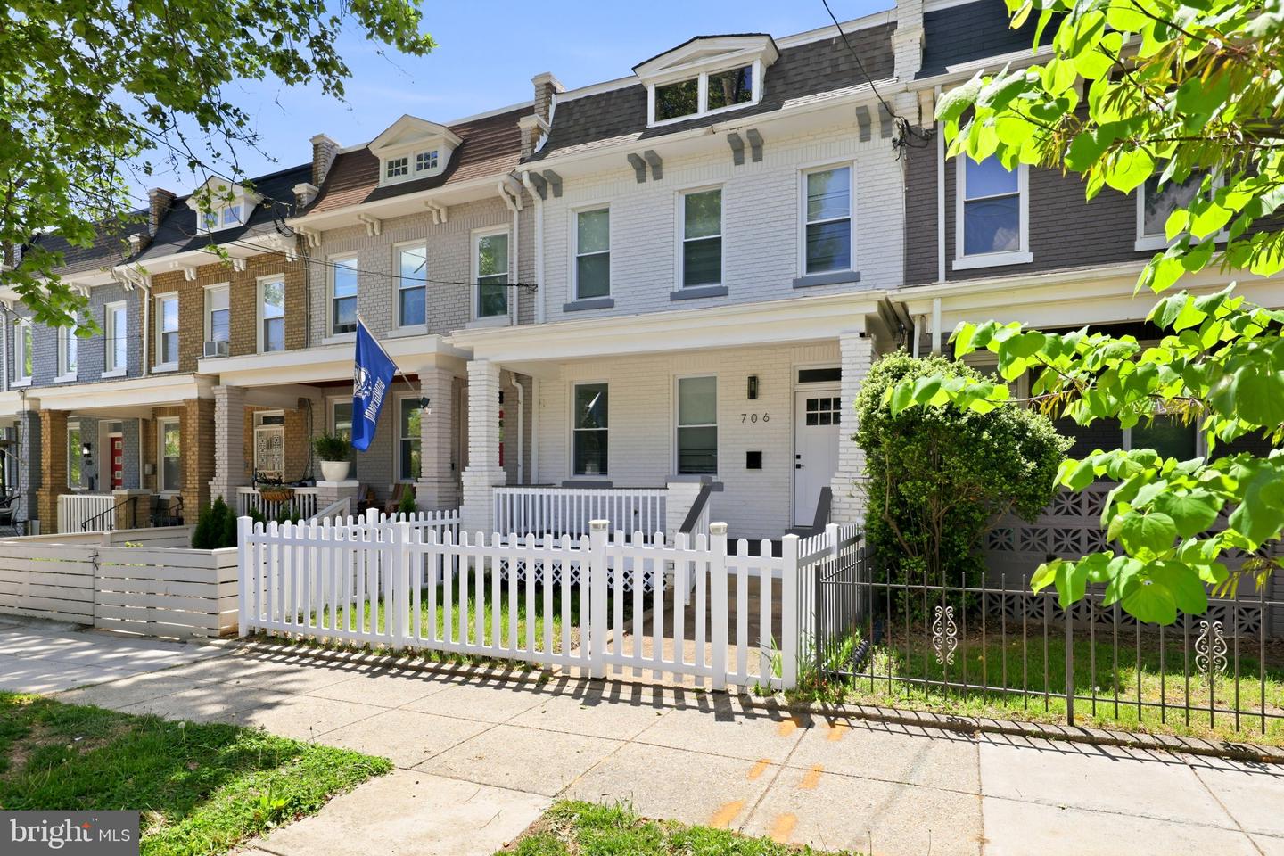 706 NW Longfellow Street NW