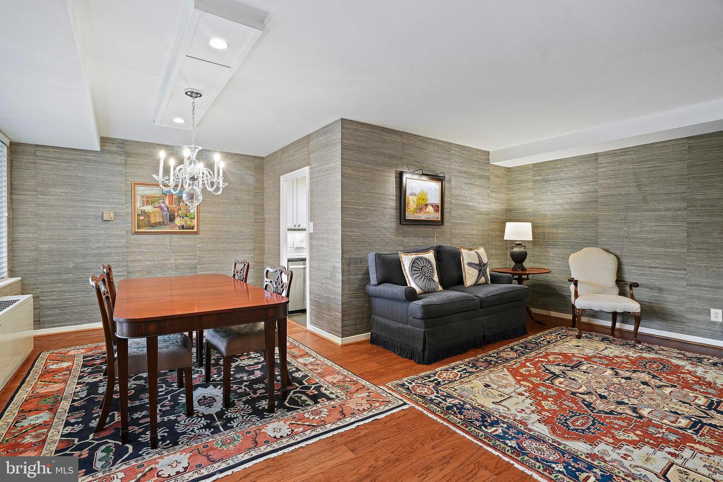 4740 Connecticut Avenue NW #404