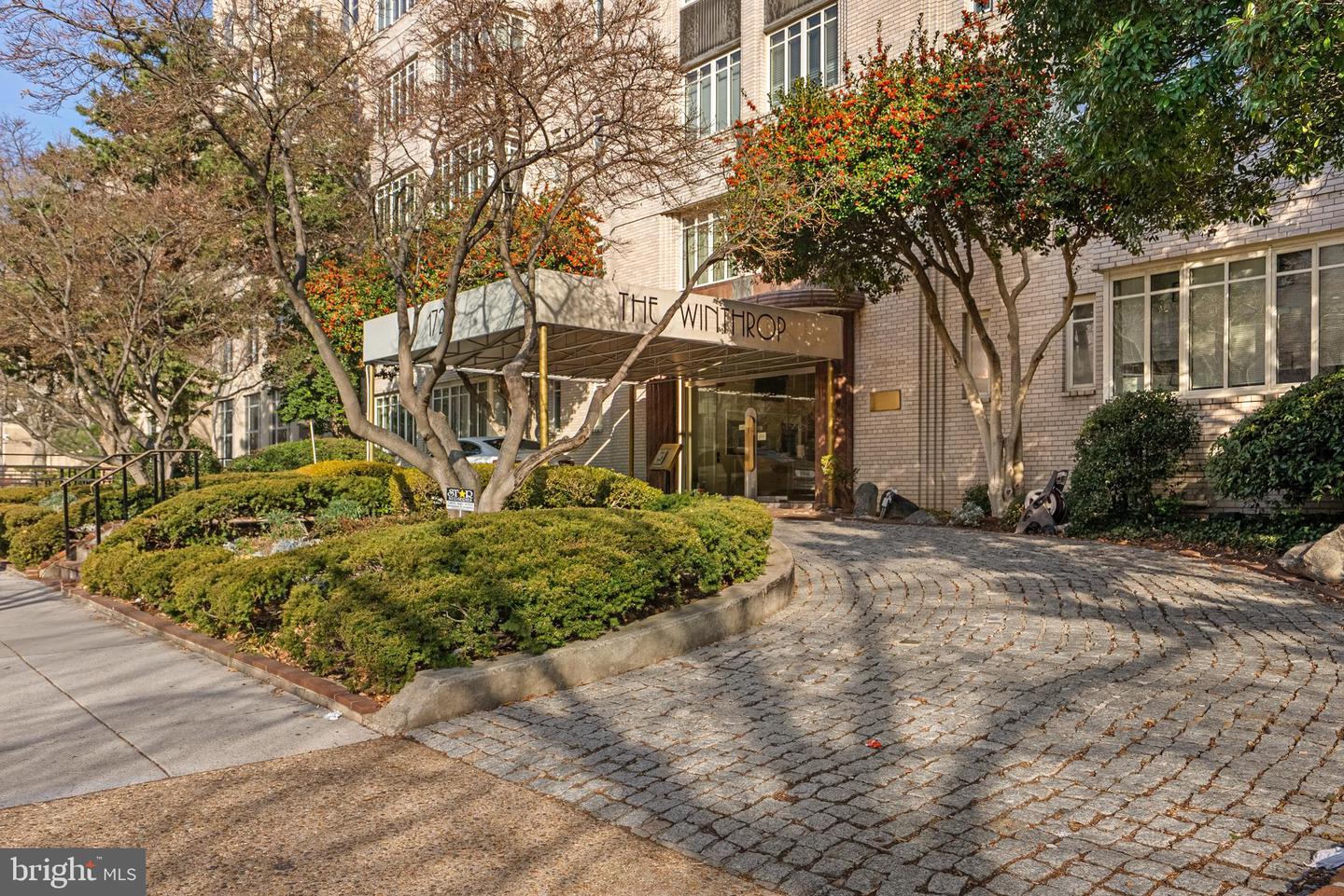 1727 Massachusetts Avenue NW #502