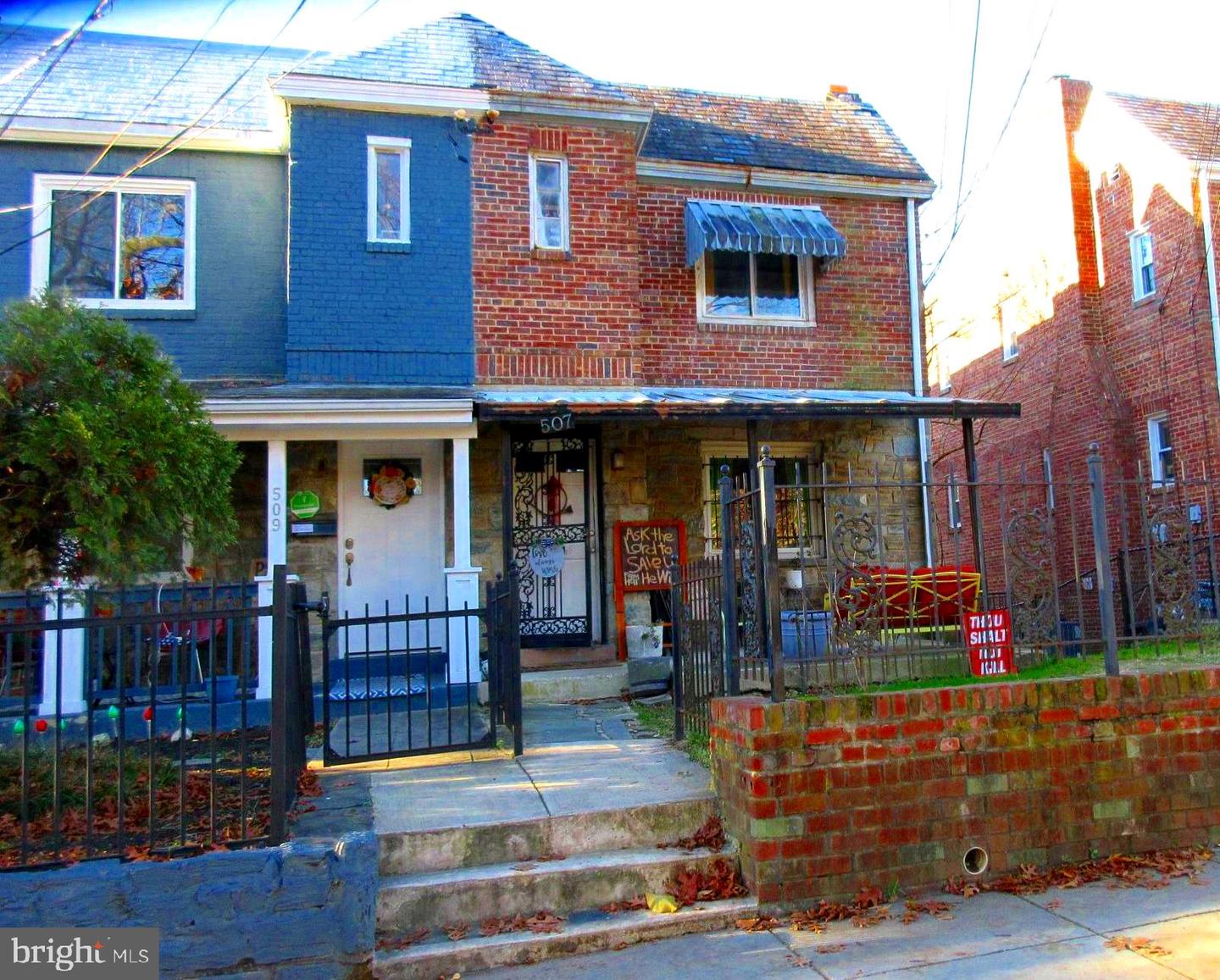 507 Oakwood Street SE