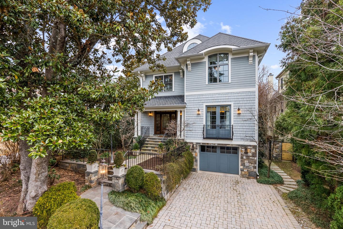 2215 King Place NW, Washington