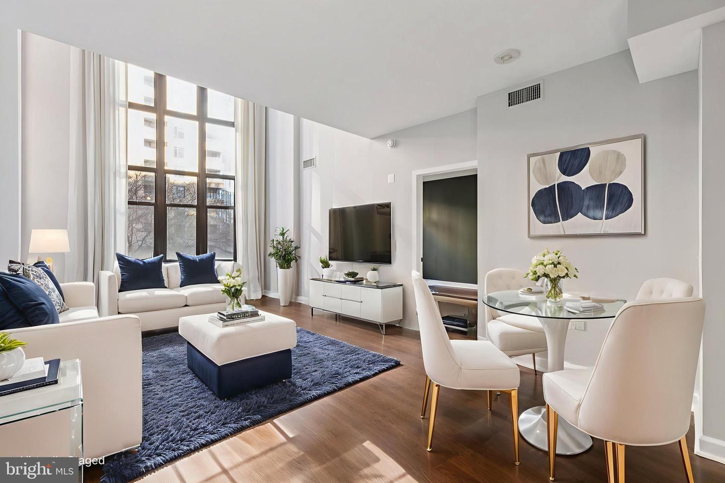 400 Massachusetts Avenue NW #215, Washington