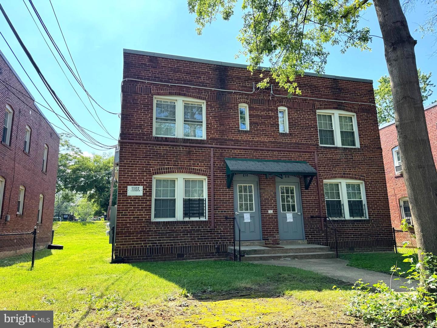 515 45th Street NE