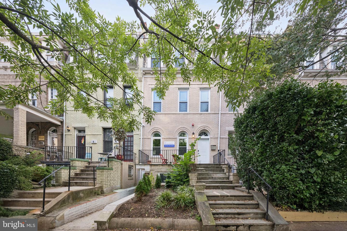 2708 Ontario Road NW, Washington