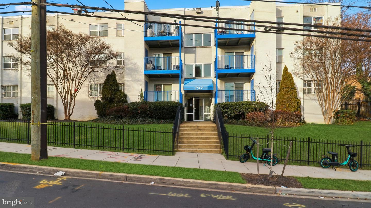 2317 16th Street SE #102, Washington