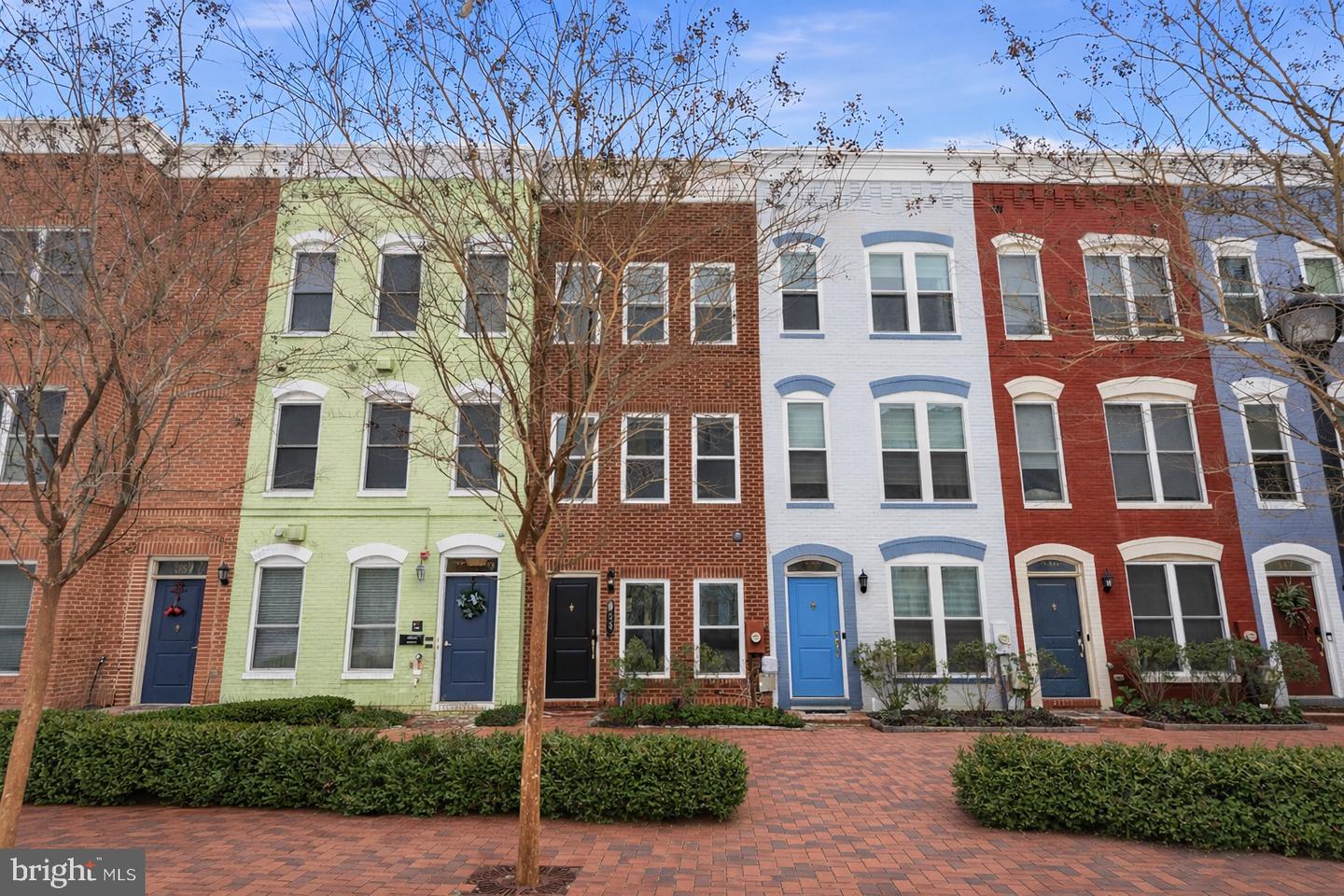 353 L Street SE, Washington