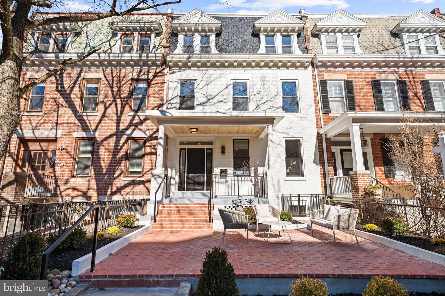 1863 Newton Street NW, Washington
