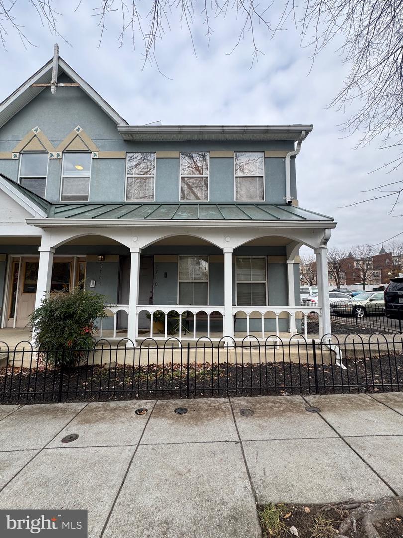 3710 Roosevelt Place NE #3710, Washington
