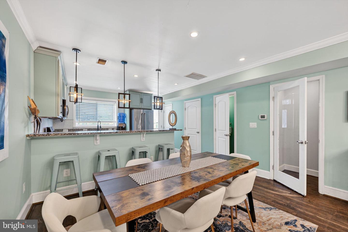 522 21st Street NE, Washington