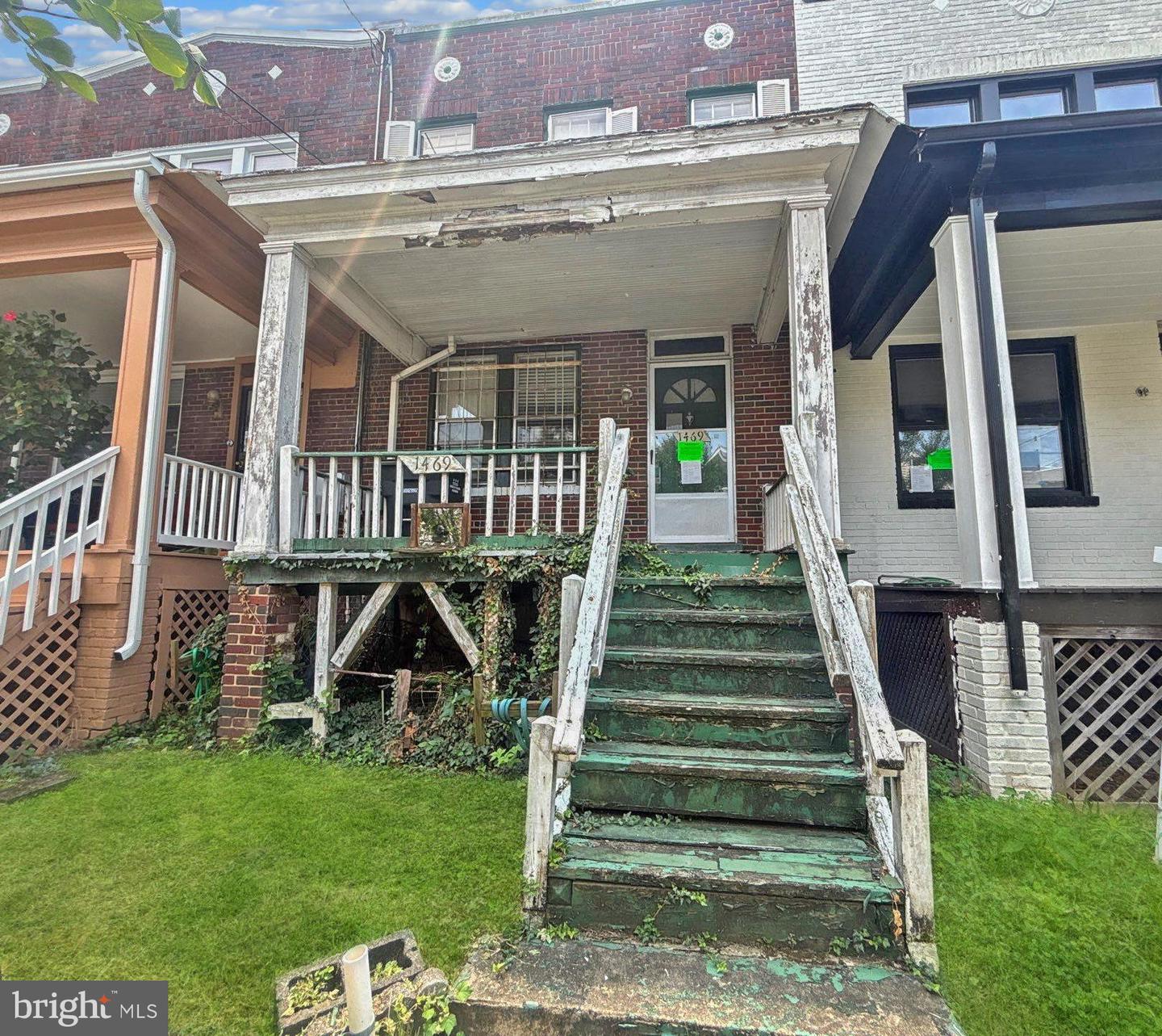 1469 Ridge Place SE, Washington
